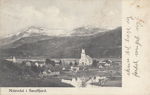 Naustdal i Søndfjord.