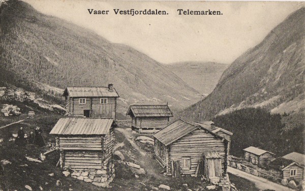 Vaaer Vestfjorddalen. Telemarken.