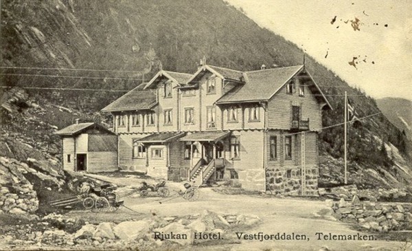 Rjuakn Hotel. Vestfjorddalen, Telemarken.