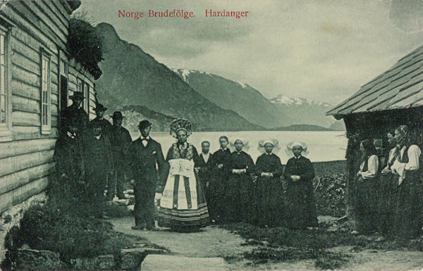 Norge Brudefölge. Hardanger